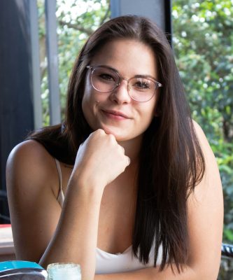 Frau Protrait_jeanie-de-klerk-iVMH3CA5oMA-unsplash_zugeschnitten Frau Protrait_jeanie-de-klerk-iVMH3CA5oMA-unsplash_zugeschnitten